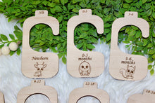 Load image into Gallery viewer, Forest Animal Baby Closet Dividers
